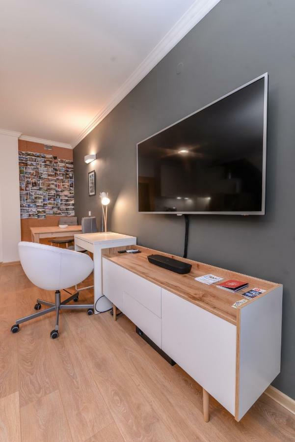 The Spot - Fully Equipped, Central, Modern Studio By Flat Mаnager Sofia Esterno foto