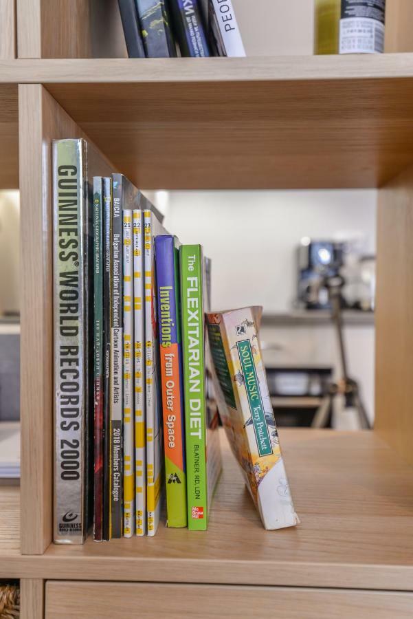 The Spot - Fully Equipped, Central, Modern Studio By Flat Mаnager Sofia Esterno foto