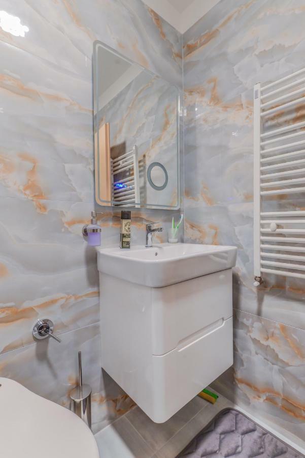The Spot - Fully Equipped, Central, Modern Studio By Flat Mаnager Sofia Esterno foto